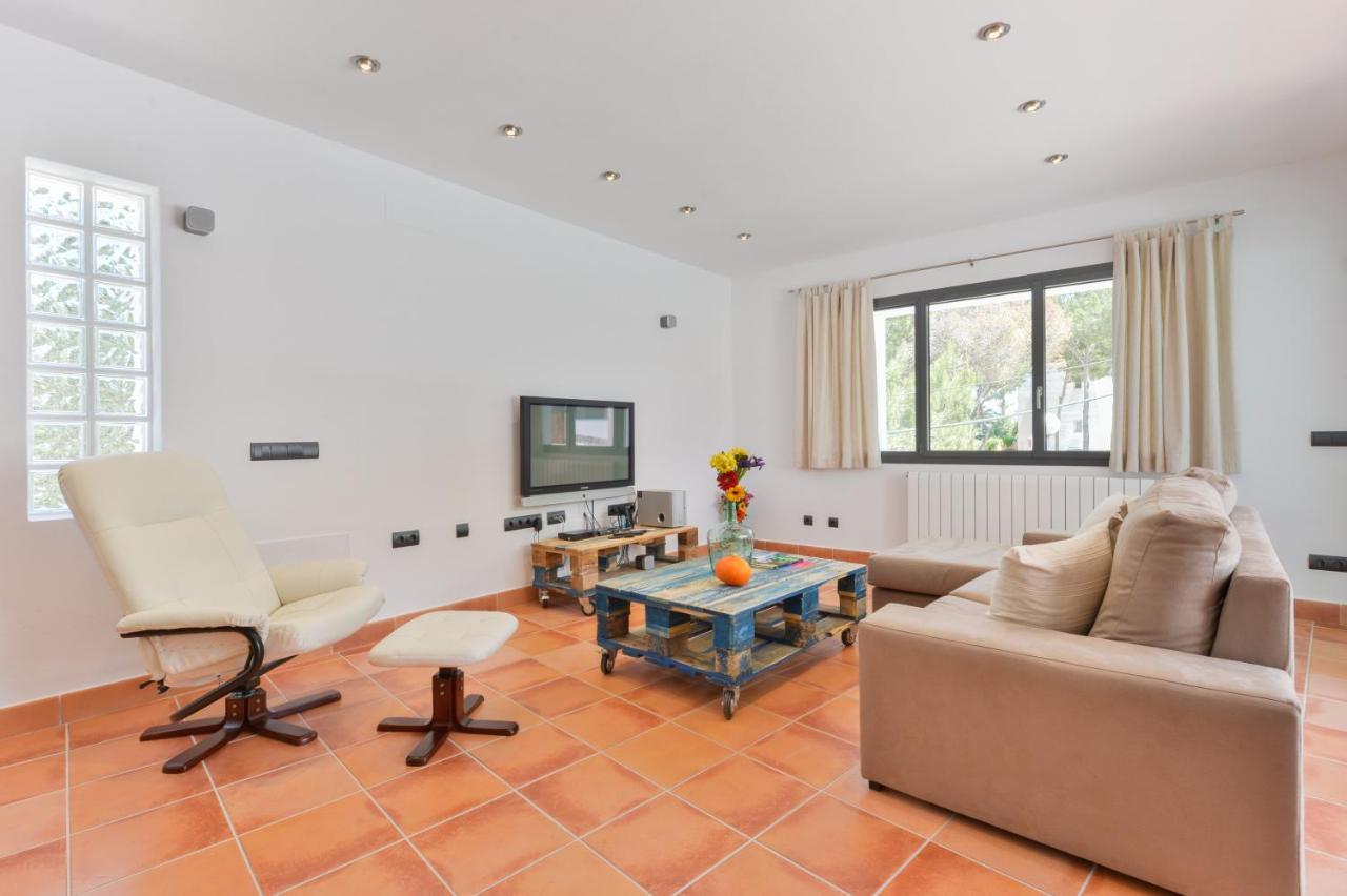 New Villa With Pool 19 Mins From Ibiza Town Cana Clara Санта-Эулалия-дель-Рио Экстерьер фото