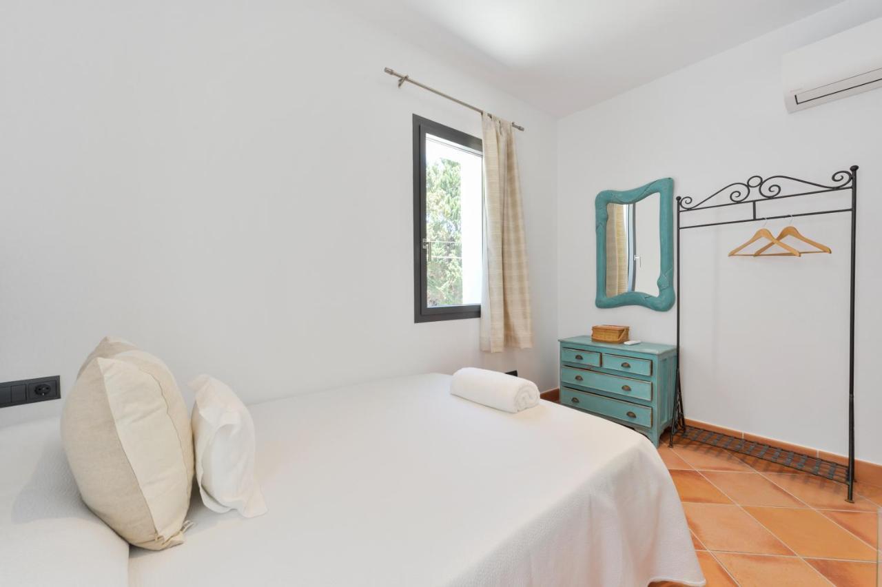 New Villa With Pool 19 Mins From Ibiza Town Cana Clara Санта-Эулалия-дель-Рио Экстерьер фото